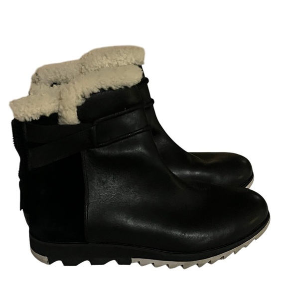 Sorel Harlow Sherpa Ankle Boots Sz 7 - Picture 1 of 13